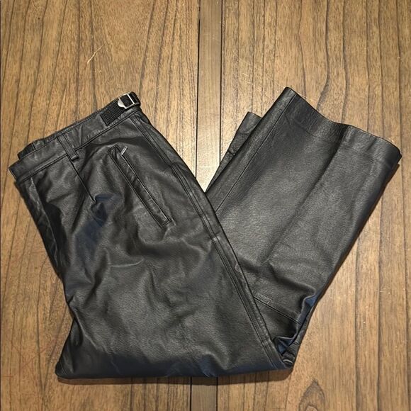 Newport News Black Leather Pants wide leg crops size 14 - Picture 8 of 8